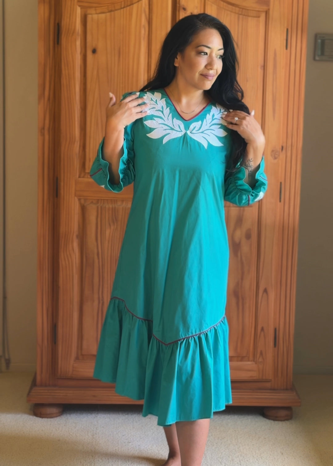 Bevlin Teal Applique Mu&
