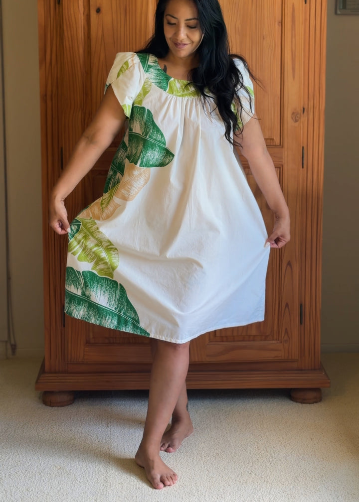 Shorty White and Green Mu&