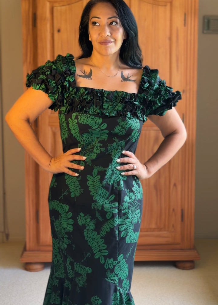 Mangos by Allan James Black and Green Mu&
