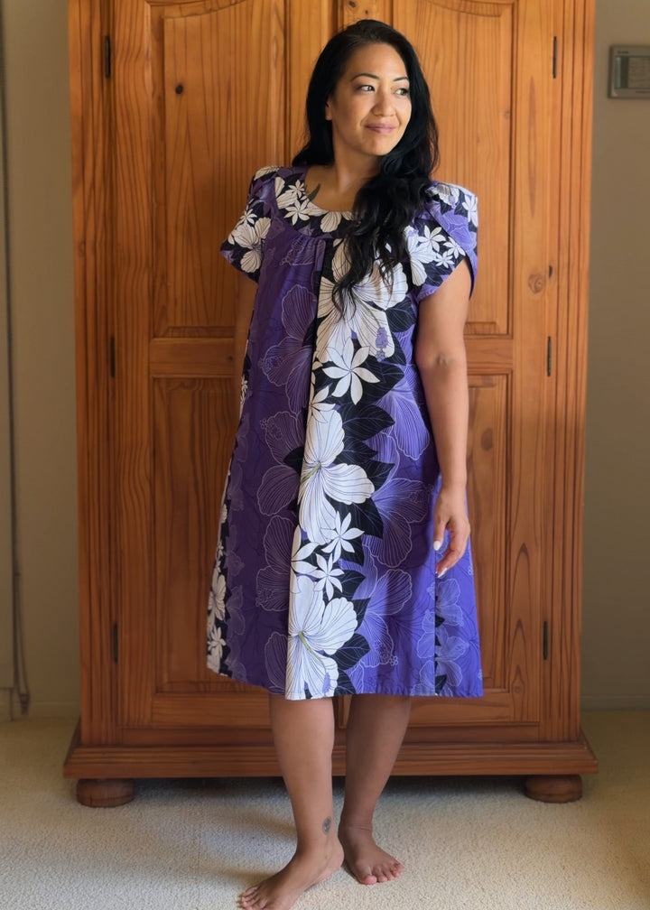 Blue Hawaii Purple Hibiscus Shorty Mu&