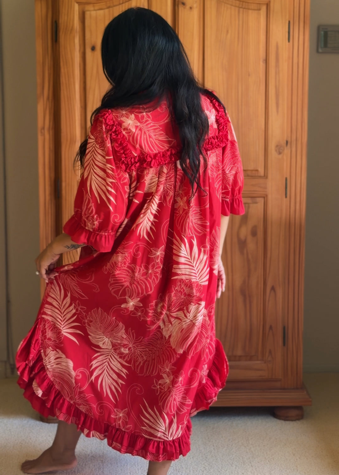Good Times Red Fern and Floral Mu&