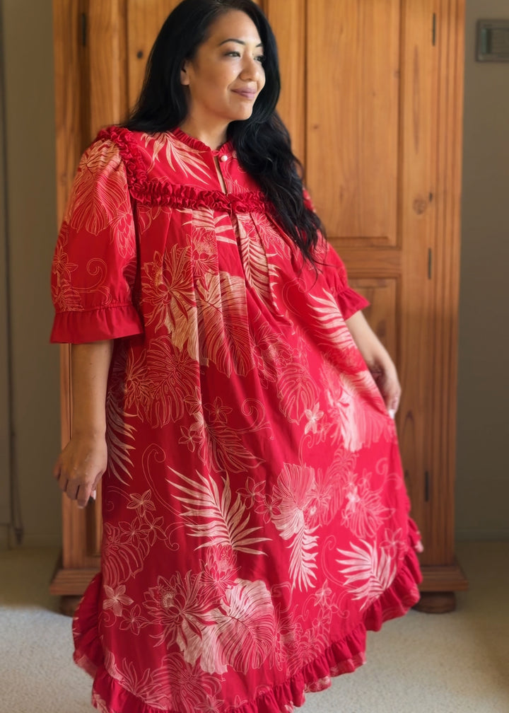 Good Times Red Fern and Floral Mu&