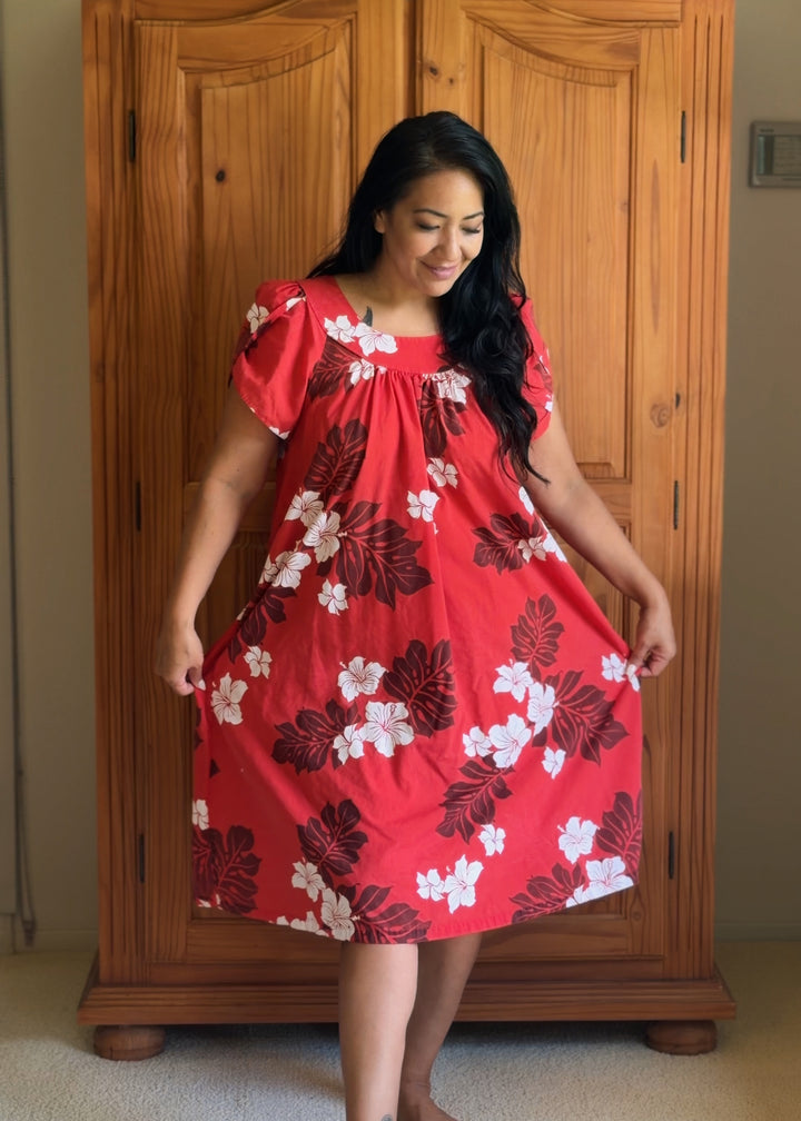 Red Hibiscus Shorty Mu&